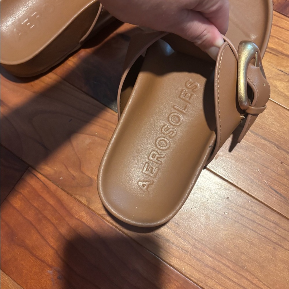 AEROSOLES Brown and Gold Sandals with Minimalist Design - Picture 5 of 7